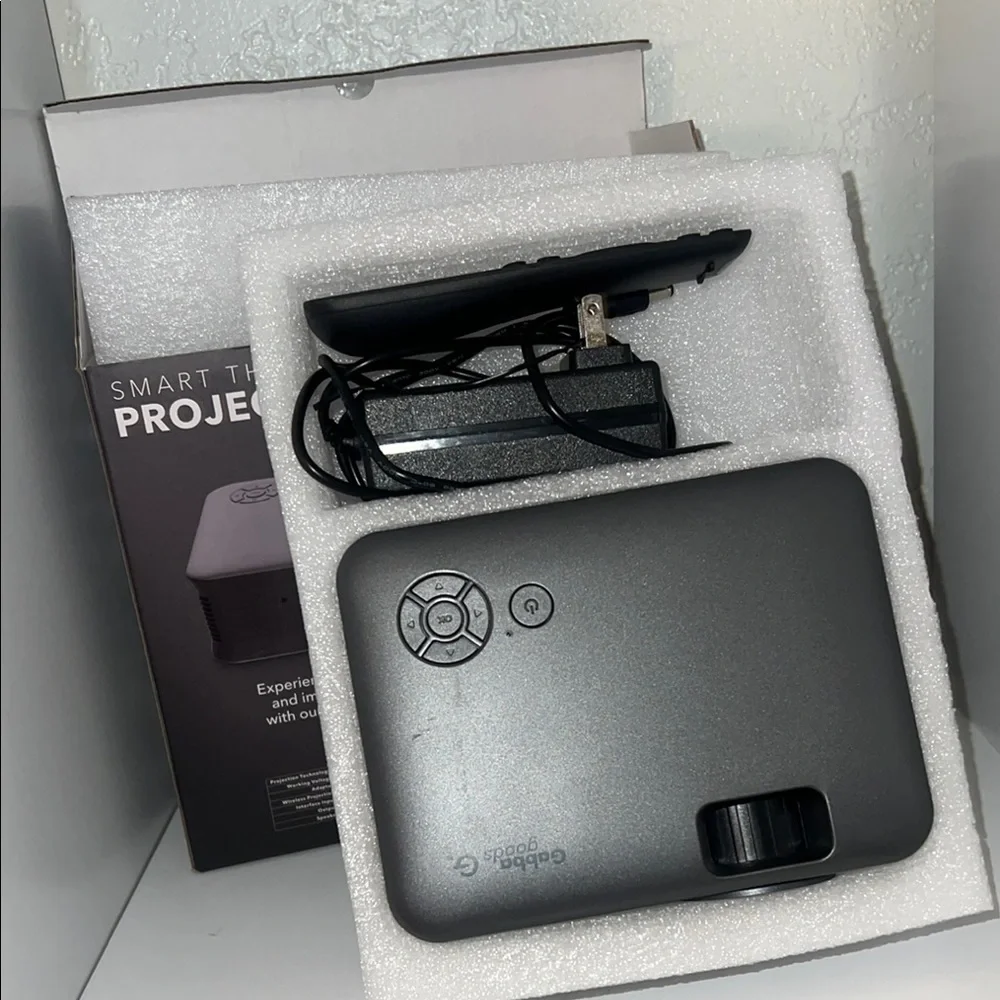 Smart Theater Projector - Picture 2 of 3